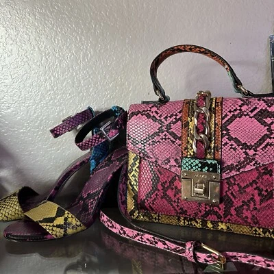Juego de tacones y monedero con estampado de serpiente Aldo  Foto 1 de 4