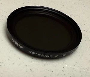 TIFFEN 67mm Variable ND 2 to 8 Stop USA Filter - MINT - Picture 1 of 8