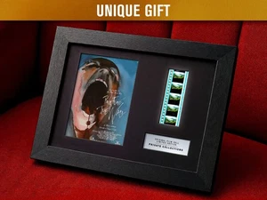 Celdas de película de 35 mm certificadas Pink Floyd - The Wall (1982) en un marco retroiluminado LED - Imagen 1 de 10