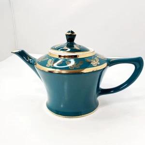 HALL#0160, 6 CUP MADE IN USA. Vintage Tea Pot. - Picture 1 of 15