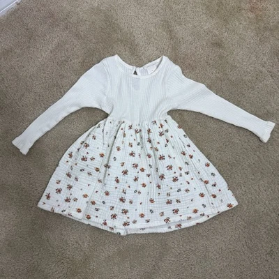 Vestido tejido manga larga blanco y floral Laura Ashley para niña Foto 1 de 4