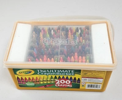 Crayola 200 Crayons The Ultimate Crayon Reusable Bucket Great for kids LikeNew - Image 1 of 4