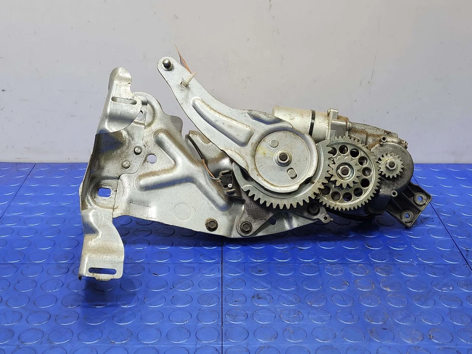 GM Rear Liftgate Hands Free Closing Motor Tahoe Yukon Acadia OEM 23142260 - Изображение 1 из 4