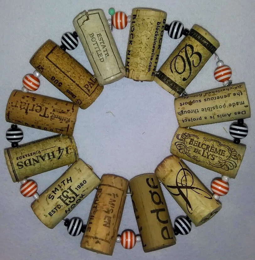 Plato caliente trivet de corcho de vino con cuentas a rayas negras y naranjas corchos reciclados Foto 1 de 1