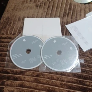 Apple Mac OS X 10.6.4 Apps & Install DVDs iMac 2010 2Z691-6708-A 2Z691-6637-A - Picture 1 of 5