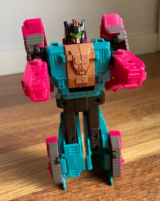 Stalker Transformers G1 Predator European Exclusive Figure Hasbro  - Image 1 of 4