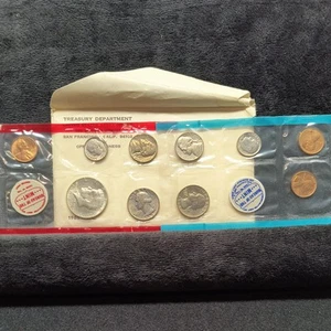 1969 US Mint Set with 40% Silver Kennedy half dollar (OGP) 10 coins - Picture 1 of 2