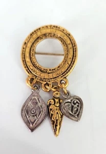 Wreath Dangle Vintage Brooch Pin Heart Tremble Charms Gold Tone 2.25 in. - Picture 1 of 4