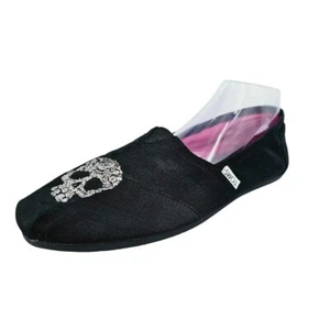 Zapatos planos exclusivos de Toms Beaumont 12 tela negra bordada calavera plateada raros - Imagen 1 de 13