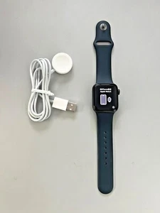 Apple Watch SE (1st Generation) GPS, 44mm Aluminum Case with Sport Band - Picture 1 of 8