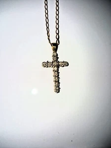 Anhänger 0,25 ct Diamant besetzt Kreuz und Kette 9kt Gold (gebraucht) - Bild 1 von 5