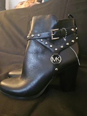 MICHAEL KORS 7.5 PRESTON BOOTIE LEATHER 40F9PRHE5L BLACK WOMEN.NWOB Block Heel - Image 1 of 4