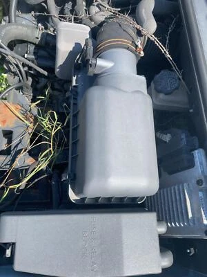 06 07 08 09 10 11 12 14 KIA SEDONA Air Cleaner (assembly) — 第 1/4 张图片