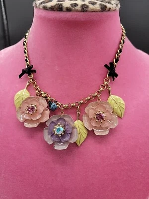 Betsey Johnson VTG Secret Garden Flower Necklace Lucite Flowers Crystals NWT - Image 1 of 4