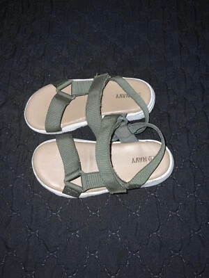 Toddler Boys Olive Old Navy Sandals Sz: 8 - Image 1 of 4
