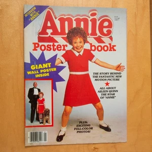 1982 Poster Book / ANNIE SPECIAL Little Orphan VINTAGE COLLECTION Nerdhaven - Picture 1 of 2
