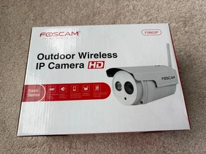 FOSCAM FI9803P HD 720P OUTDOOR WIRELESS IP CAMERA Used - Picture 1 of 8