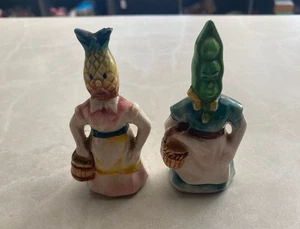 Vintage Vegetable Head Salt and Pepper Shakers Peas and Pineapple - Picture 1 of 3