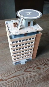 HO BUILT KIBRI 8 STORY BUILDING W BONUS HELI PORT W LIGHTING KIT. GREAT PRICE! - Picture 1 of 11