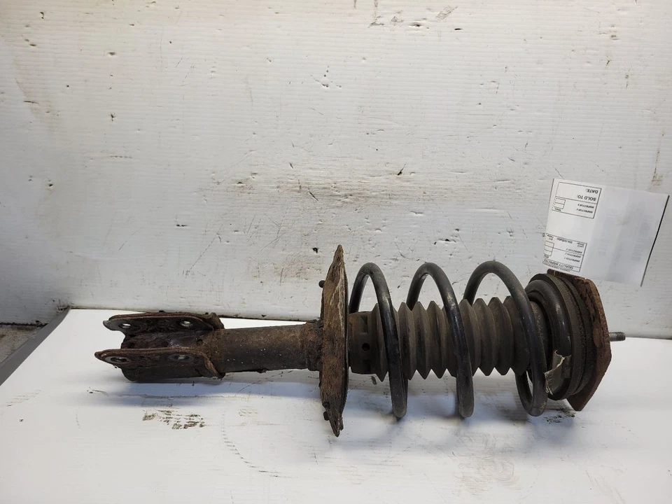 Strut Front Fits 97-04 REGAL 1667230 - Image 1 of 4