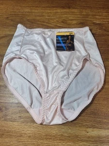New Vassarette Undershapers Size Medium Hi Cut Light Control Womens Panties Pink - Picture 1 of 4