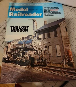 MODELLEISENBAHNER MAGAZIN FEBRUAR 1974 KITBASHED PERSONENWAGEN MASSSTAB BIENEN + - Bild 1 von 1