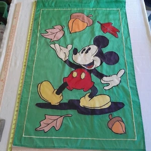 Topolino, bandiera interna/esterna a tema verde autunno 44"" x 28"" ottime condizioni - Foto 1 di 16