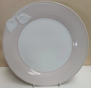 Hutschenreuther Fleuron Shape Chloé of Paris Fontaine Pink Dinner Plate c1985-92 - Picture 1 of 5