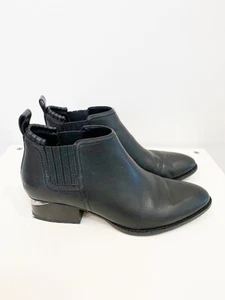 Designer Alexander Wang Size 38 Black Leather Cut Out Heel Cult Women's Boots - Picture 1 of 5