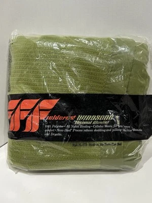 Vtg.  Fieldcrest Blanket  Satin Trim App.64"x86" Twin Windsong Thermal Polyester - Image 1 of 4