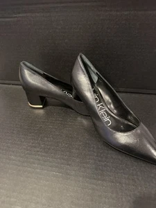 Calvin Klein Women's Nita  Block Heeled Black Leather  Sz 5.5 - Picture 1 of 5