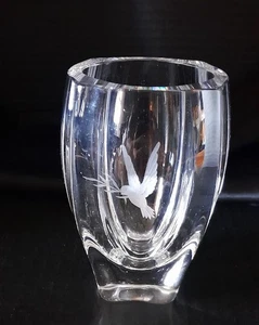 Vintage MCM SKRUF Swedish Art Glass Etched Dove Crystal 4 1/2" Vase Signed - Picture 1 of 3