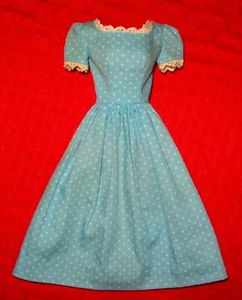 DE COLECCIÓN BARBIE 4 ROPA CAPUCHA ROJA PEQUEÑA 880 MODA VESTIDO AZUL CASI COMO NUEVO - Imagen 1 de 3