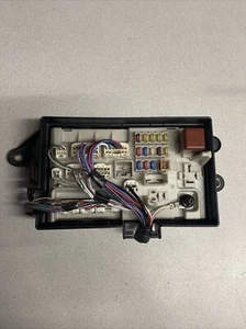 2002 - 2005 Lexus SC430 Rear Trunk Fuse Box       82670 24090 - Picture 1 of 6