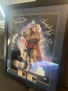 Michael J Fox Christopher Lloyd Poster Corniciato Auto Back Future 16x20 - Foto 1 di 6