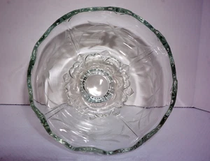 Indiana Glass Co #607 Doppel Fleur de Lis Vertiefung große Glasschale 8" breit - Bild 1 von 9
