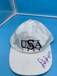 LINDSAY DAVENPORT AUTOGRAPHED HAT 100% AUTHENTIC ONLY HAT WE HAD THAT DAY - Picture 1 of 10