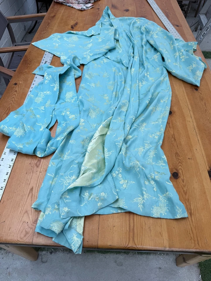 ROUPÃO QUIMONO DE SEDA HUMANATURE COM CINTO F8 - Imagem 1 de 4