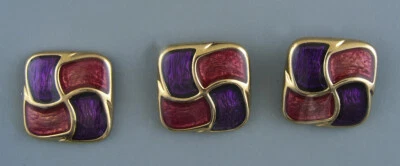 SMALL COLORFUL SET OF METAL BUTTONS - Image 1 of 2