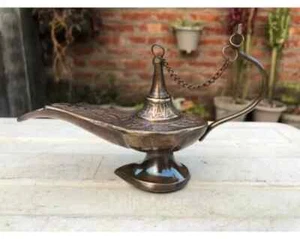 Vintage Brass Aladdin oil lamp genie & Antique Style magic chirag flower - Picture 1 of 2