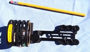 Trophy Ridge 3 Pin Fiber Optic Archery Bow Sight w/Level Excellent Condition - Picture 1 of 9