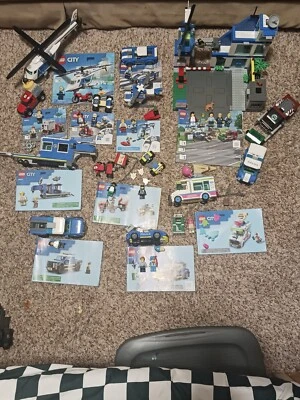 LEGO CITY: Lote Policía Foto 1 de 4