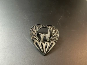 Unique Vintage 925 Silver Filigree Heart Brooch With Llama Stamped On Back T-1 - Picture 1 of 3