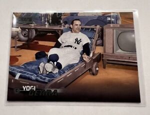 2023 Topps Stadium Club Yogi Berra #204 Black Foil Parallel New York Yankees HOF