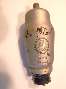 10 Stck.VALVO Radioröhre AK2 antik aus Wehrmachtsbestand neu ohne OVP für DKE VE - Bild 1 von 4