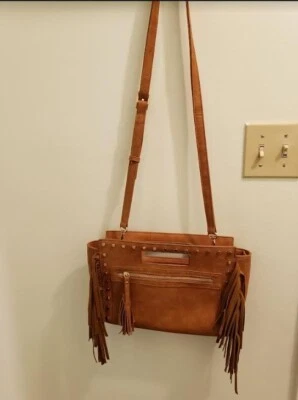 Vieta 斜挎包波西米亚棕褐色流苏金色装饰 — 第 1/4 张图片