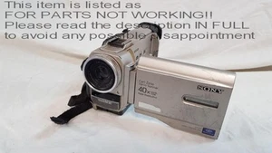 DAMAGED!! Sony dcr-trv10e MiniDV Digital Video Camcorder with Battery ONLY - Picture 1 of 14
