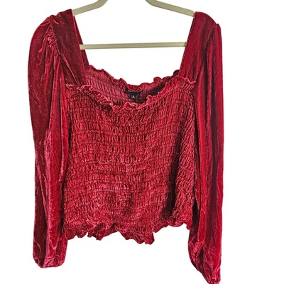 Blusa corta Torrid de terciopelo para mujer rosa talla 3X manga abullonada romántica Foto 1 de 4