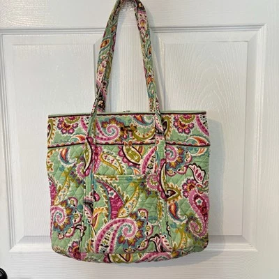 Vera Bradley Quilted Tote Bag Tutti Frutti Print Retired 14”x13” Spring bag! - Image 1 of 4