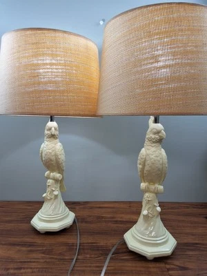 2 White Bird Table Lamps Resin Hollywood Regency Cockatoo Parrot 27" w/ Shades - Image 1 of 4
